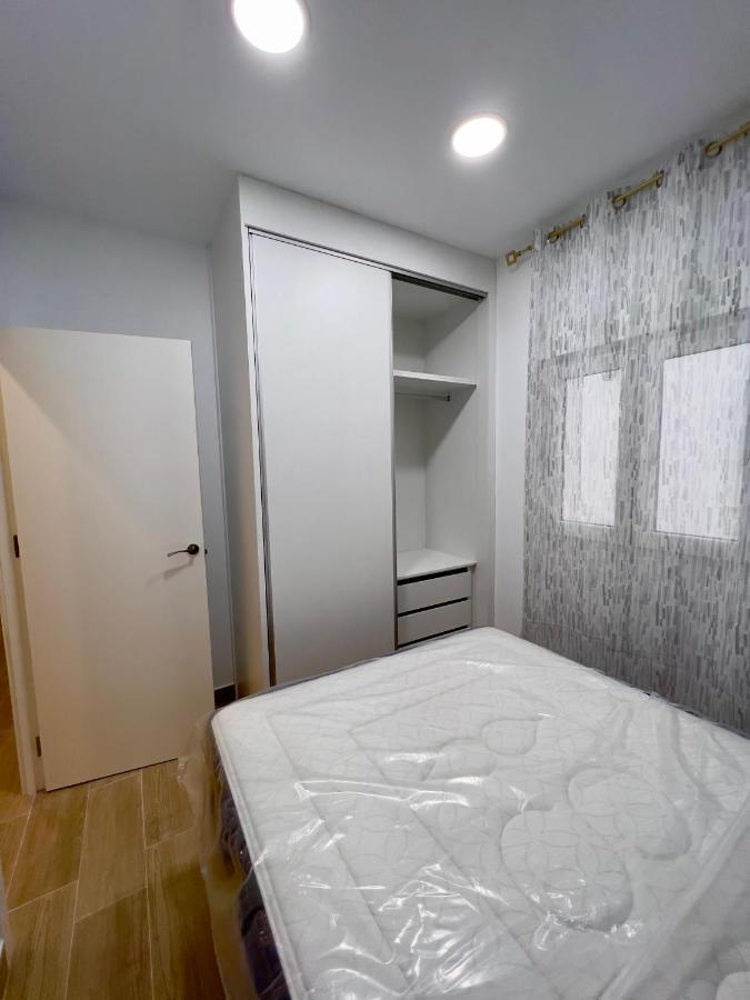 Rockside Residences Suites La Linea La Línea de la Concepción Екстериор снимка