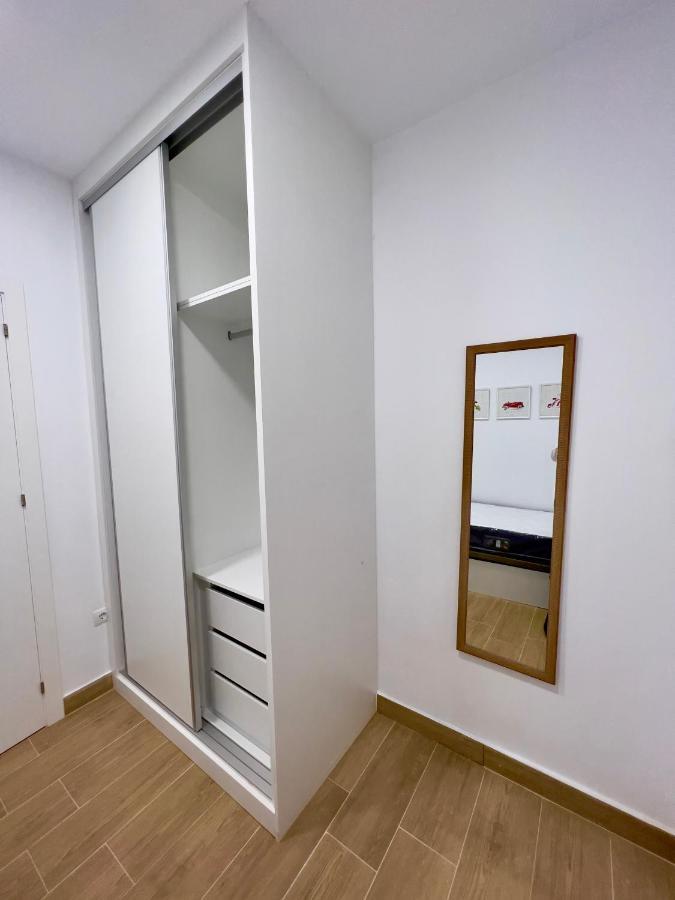 Rockside Residences Suites La Linea La Línea de la Concepción Екстериор снимка